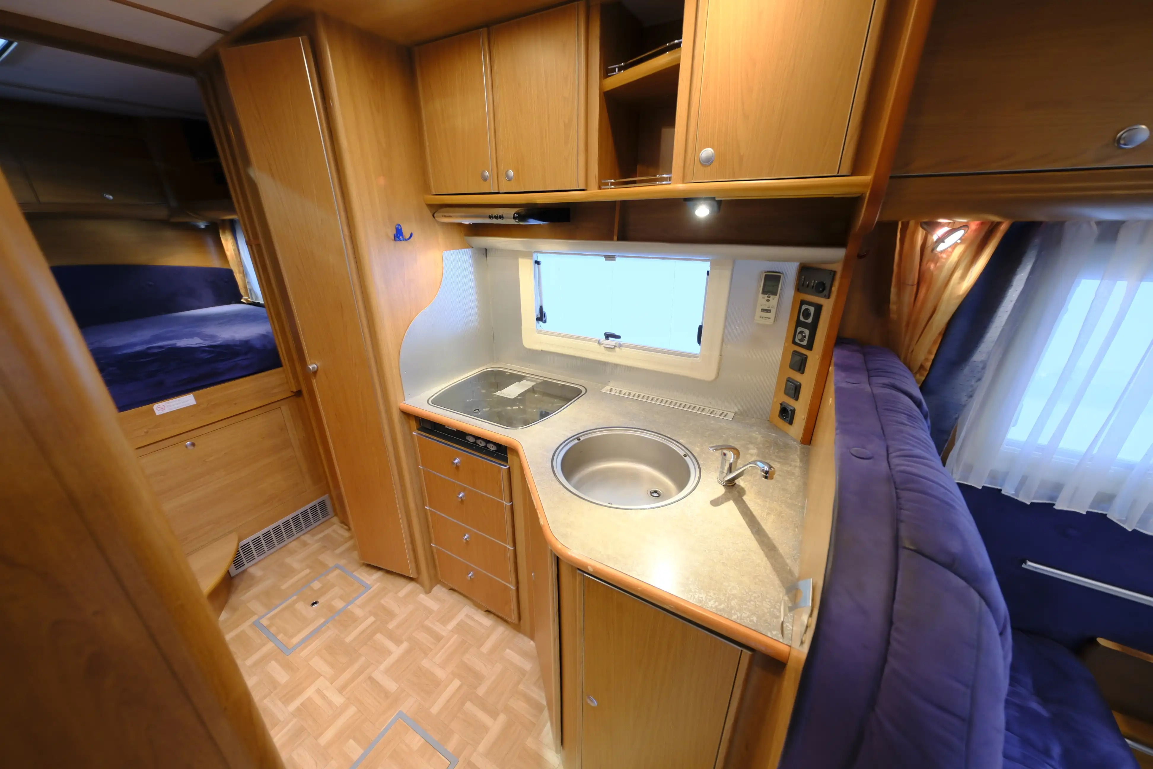 DETHLEFFS Globetrotter A 8000 XXL